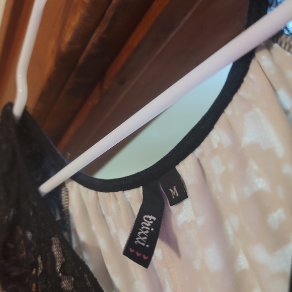 Trixxi Black Lace Dress with Nude Slip attached - Picture 8 of 10